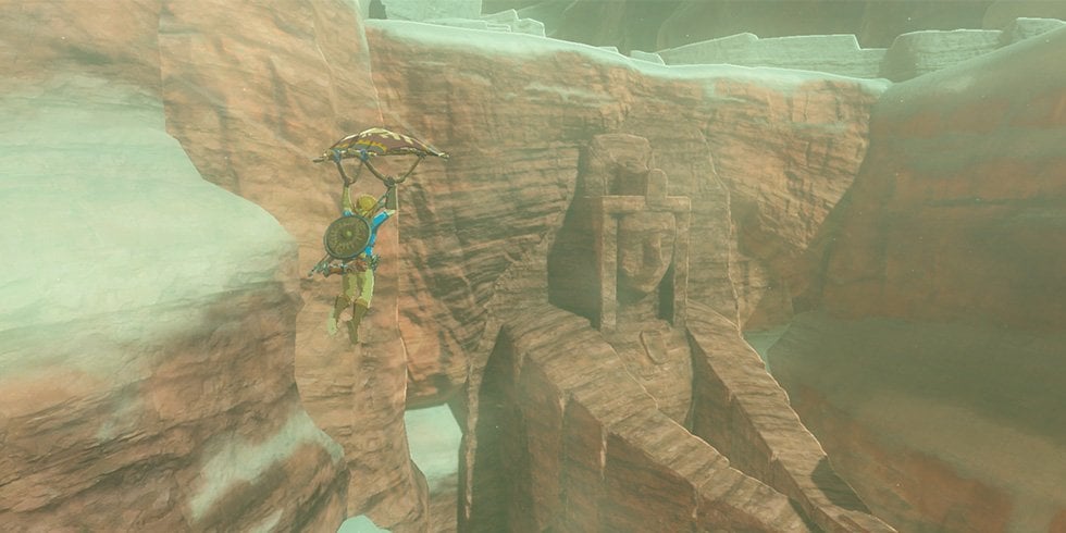Link, héros de la saga Zelda, vole dans les airs accroché à un genre de deltaplane.